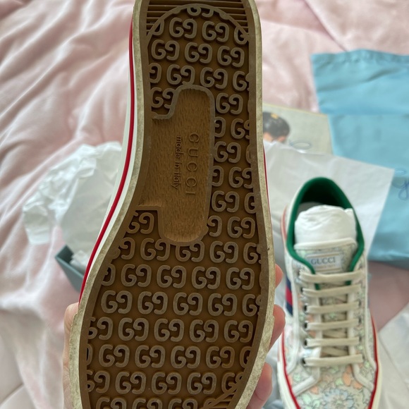 Brand New Gucci sneaker purchased from Ssense. Never worn. - Picture 5 of 5